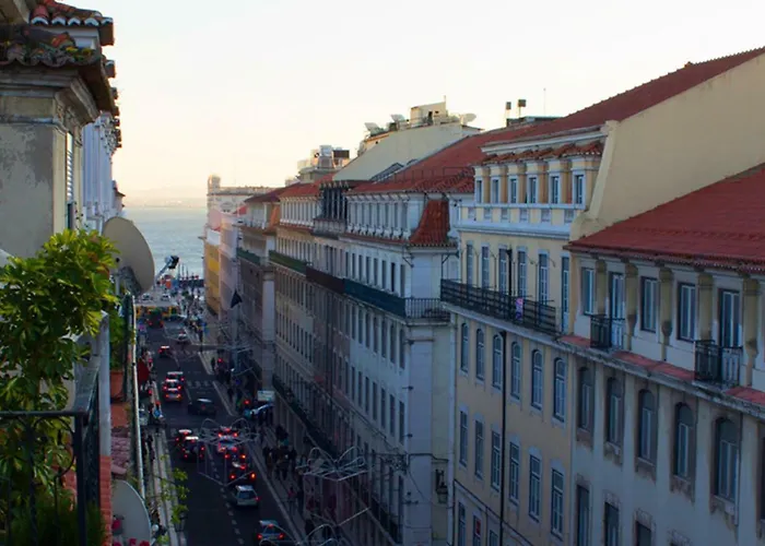 Baixa/chiado View Castle